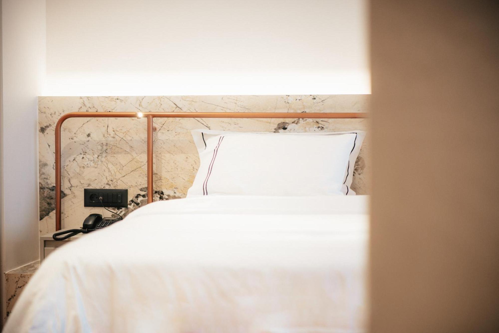 Amario Suites Hotel Эйон Экстерьер фото