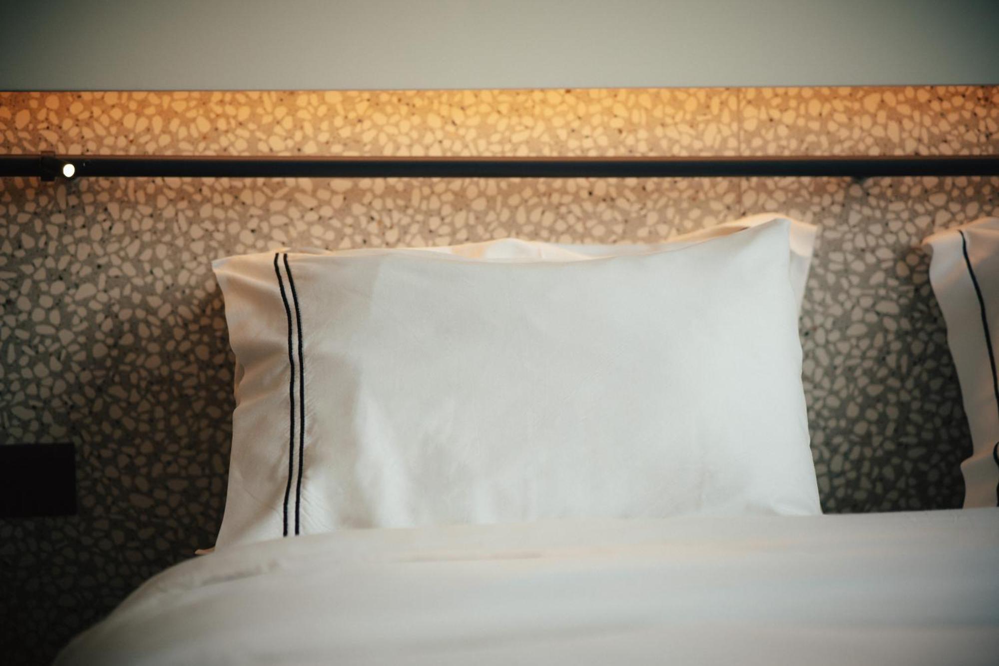 Amario Suites Hotel Эйон Экстерьер фото