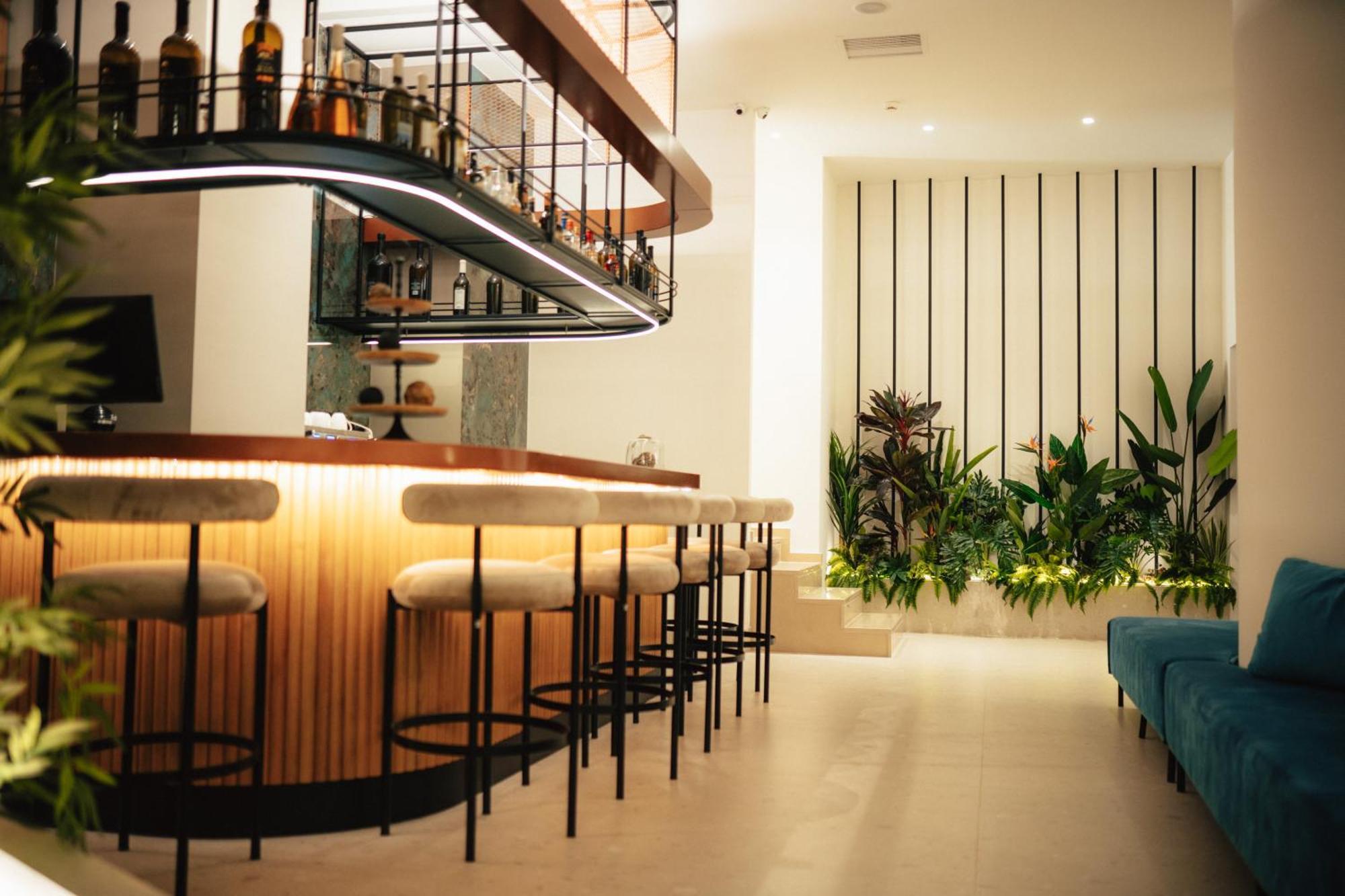 Amario Suites Hotel Эйон Экстерьер фото